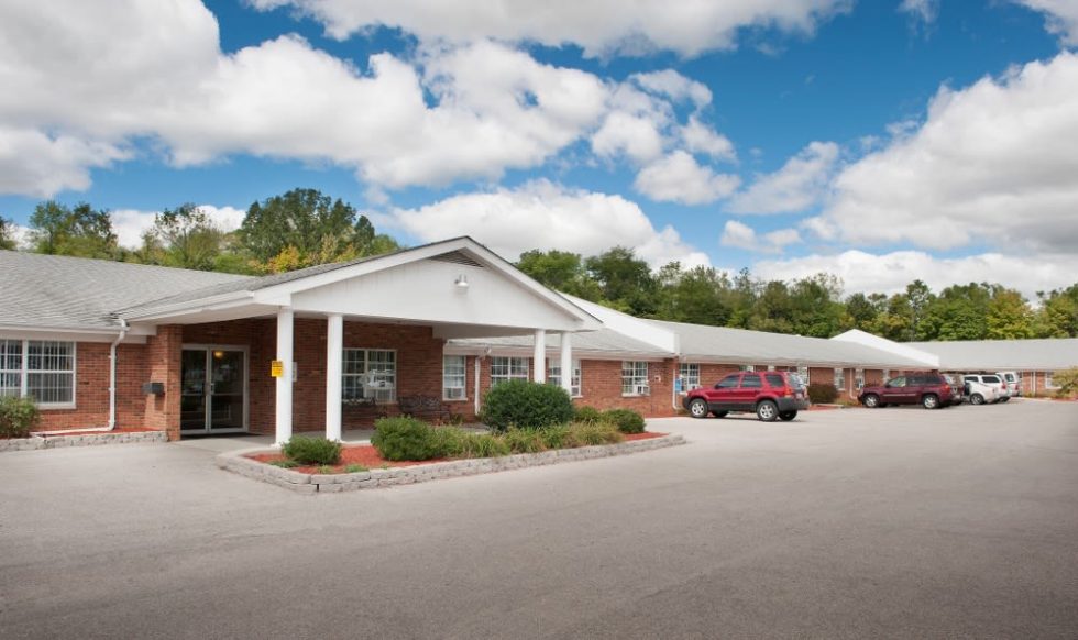 Albany Health & Rehabilitation Senior Living in Indiana